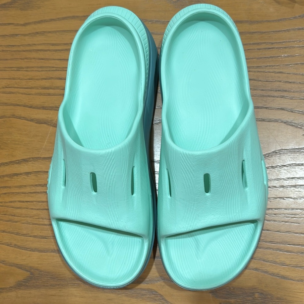 HOKA slides